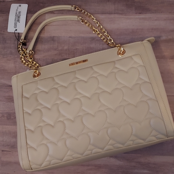 Love Moschino Handbags - Love Moschino Ivory Lambskin Leather Quilted Hearts Chain Crossbody Shoulder Bag